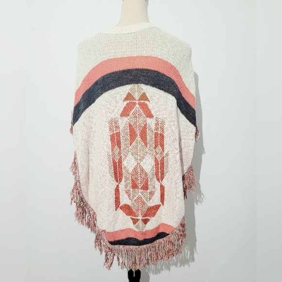 Say What? New York Knit Poncho – Geometric Fringe Design, One Size, Made in USA - Picture 4 of 10